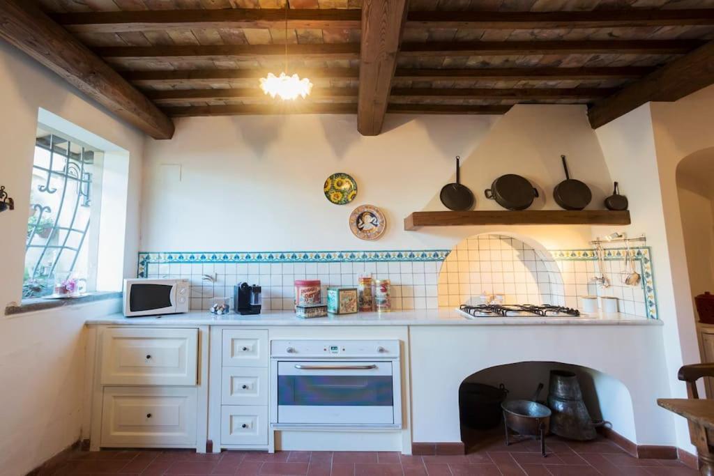Apartment In Luxuryproperty Privatepool Garden Bbq Airc X8 Castelnuovo Di Porto Ngoại thất bức ảnh